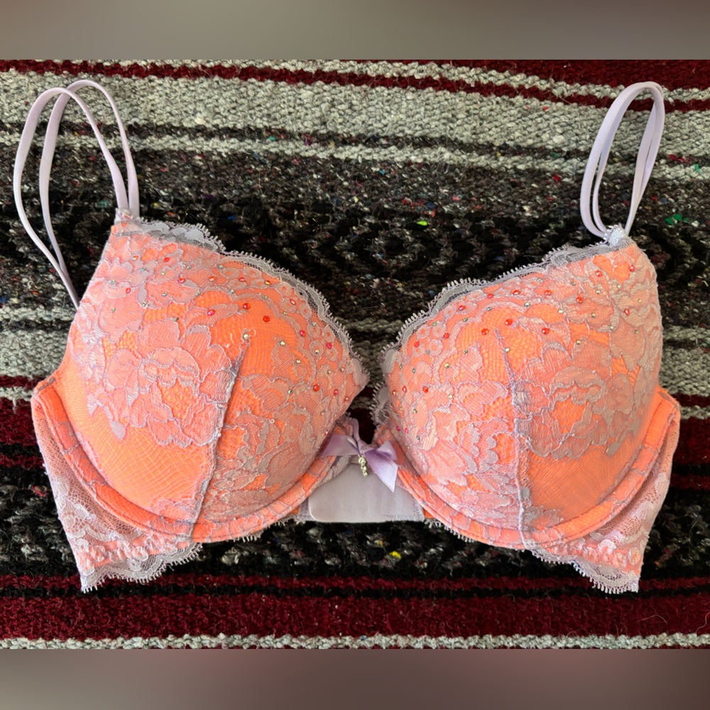 32D Very Sexy Plunge Bra Victorias Secret